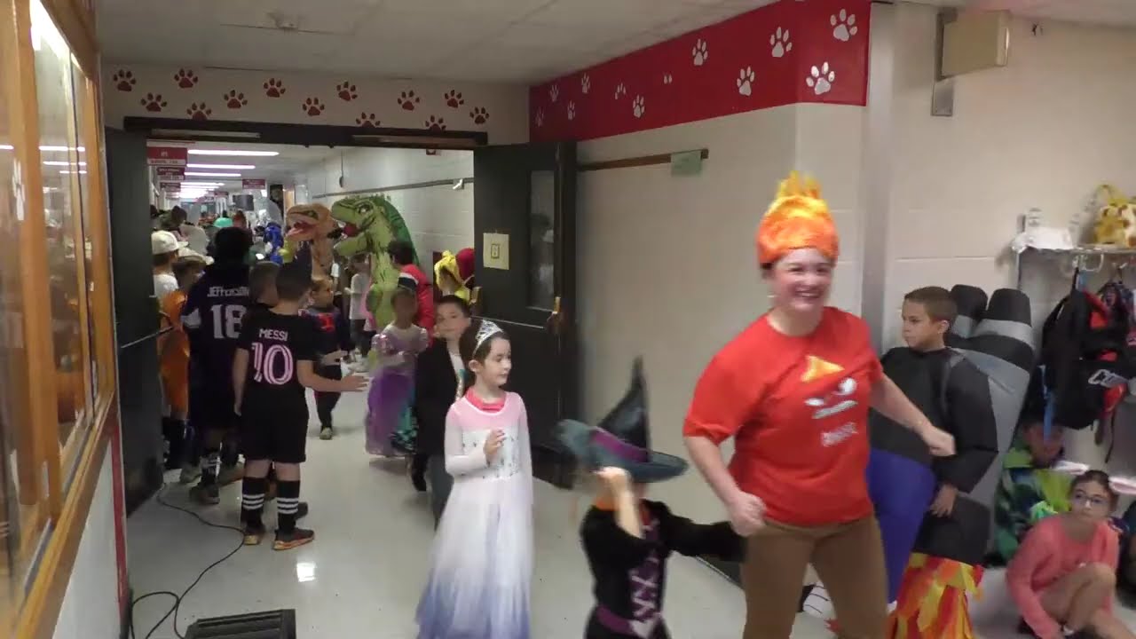 Ledgeview Elementary Halloween Parade 2024 - 8:05AM