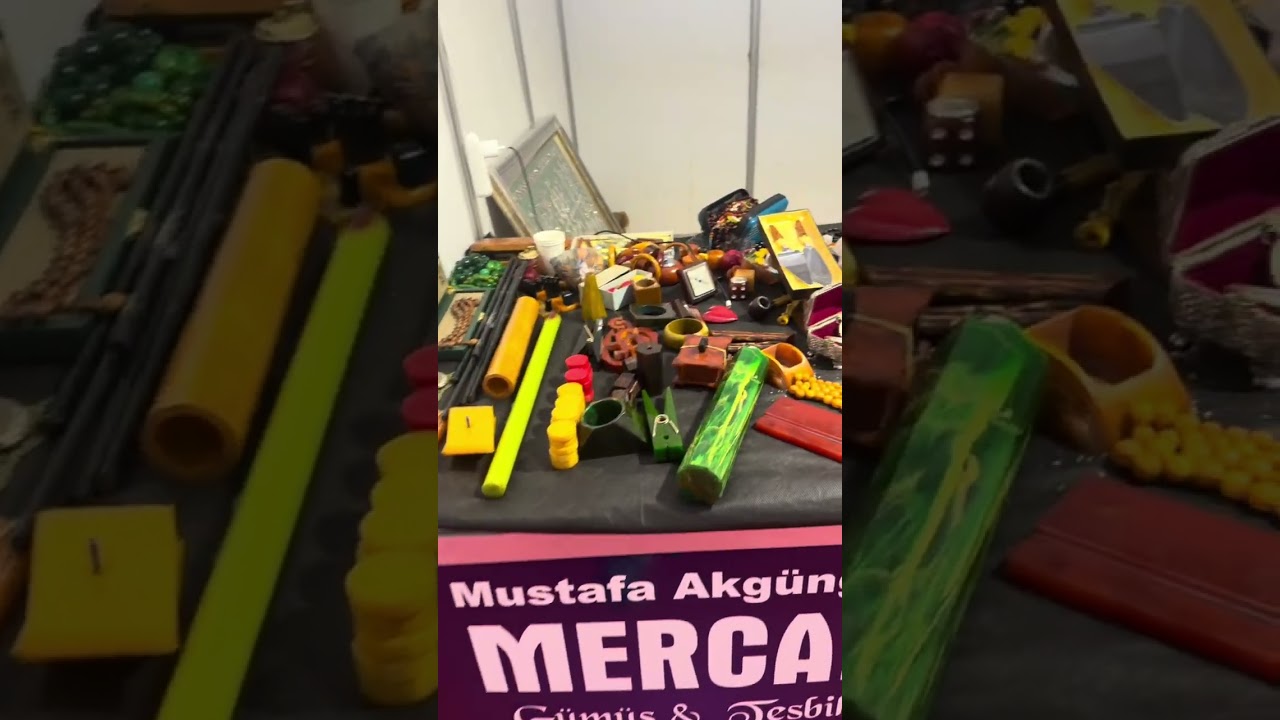 من معرض السبح و الأنتيك في ولاية أضنة التركية تاريخ 2025/09/11 