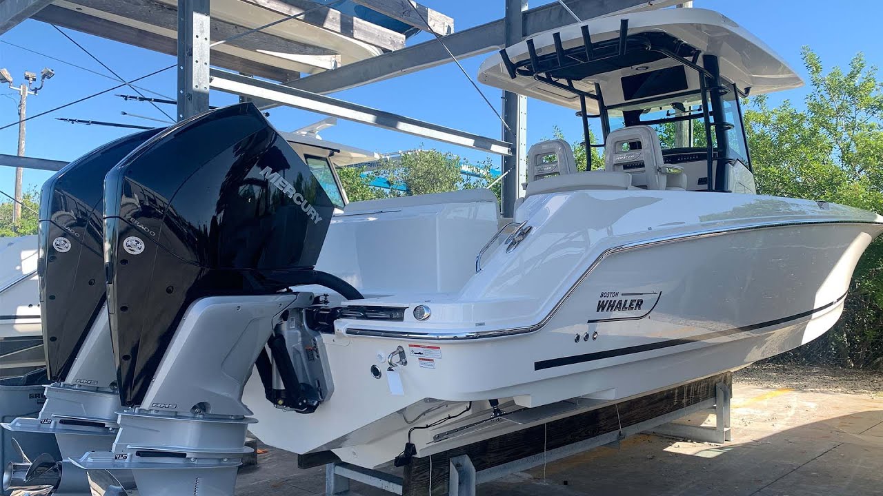 New 2021 Boston Whaler 330 Outrage For Sale at MarineMax Clearwater