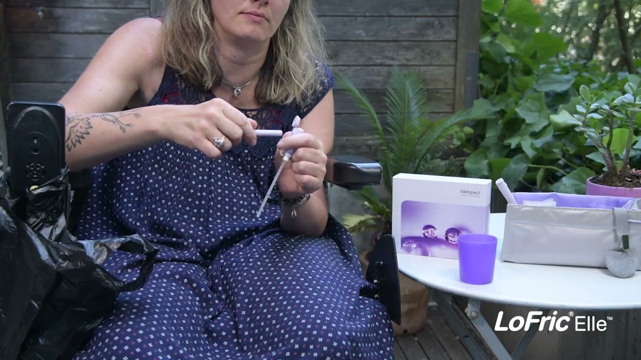 LoFric Elle, manipulation de la sonde avec une dextérité altérée
