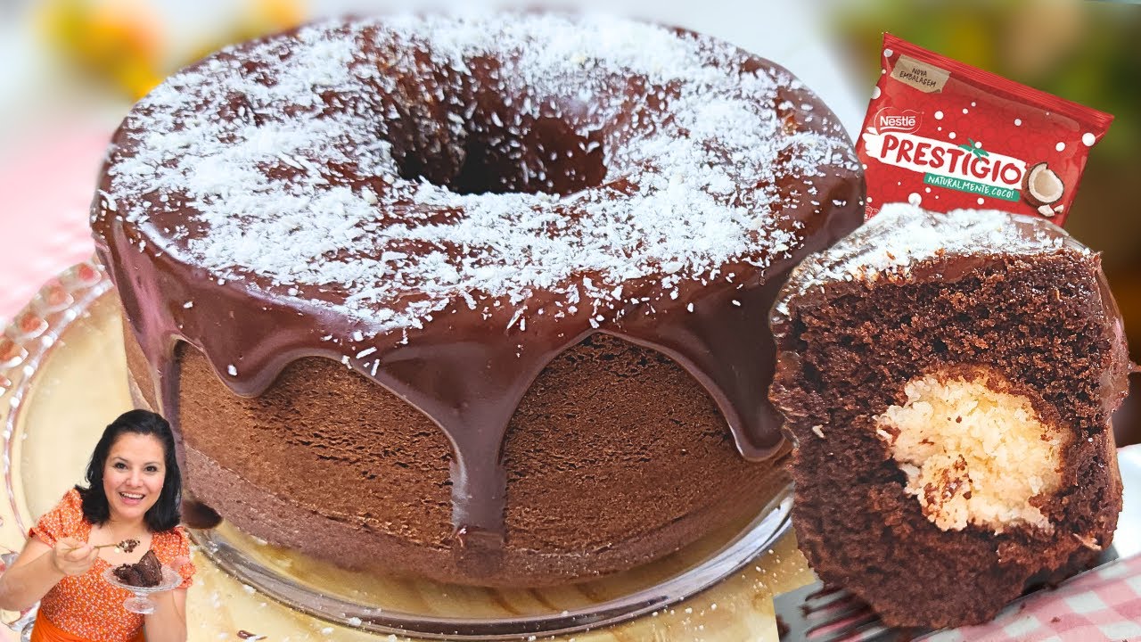 É SÓ MISTURAR TUDO E SAI RECHEADO DO FORNO! - Bolo fofinho e fácil de fazer |Chocolate com cocada