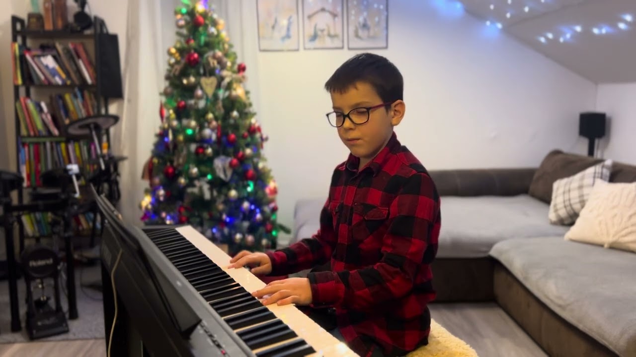 Military march piano. Schubert by Aaron (9years)