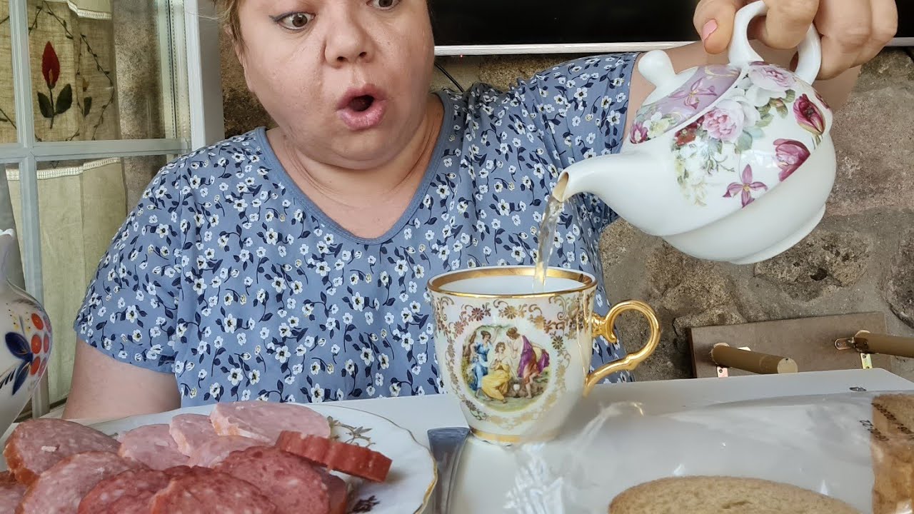 МУКБАНГ 🍽 ММ ВКУСНЯТИНА КОЛБАСА ХЛЕБ ЧАЙ ПРОСТО ПИР #мукбанг#mukbang#неasmr