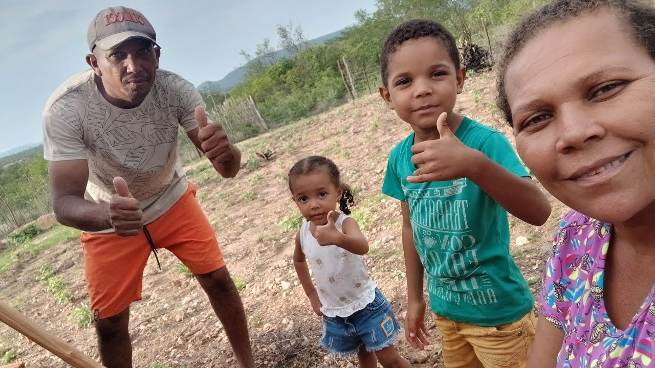Mais uma tardezinha na roça 