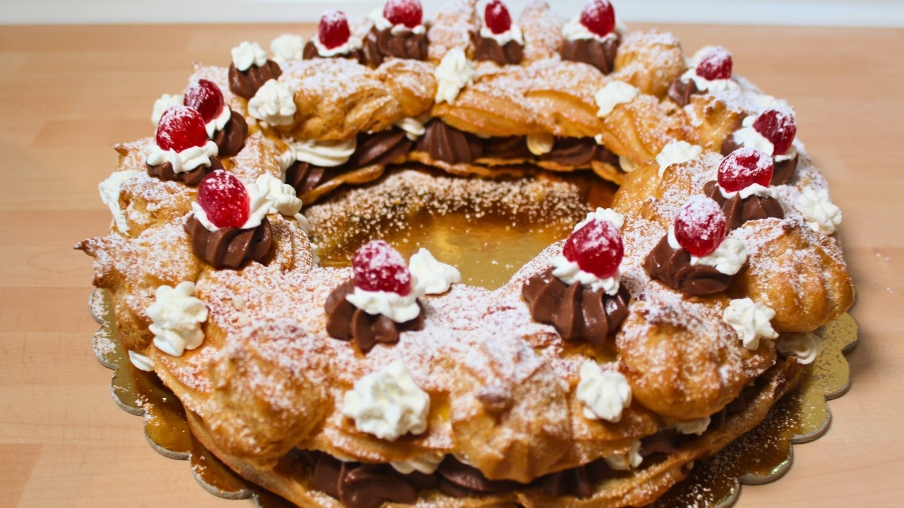 Zeppolone con Crema al Cioccolato e Panna montata 😋