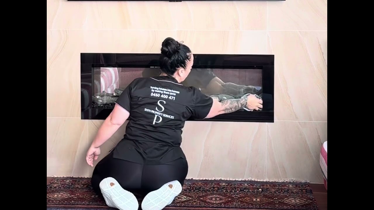 Streak-Free TV & Fireplace Glass Cleaning – No Chemicals, Just Water!