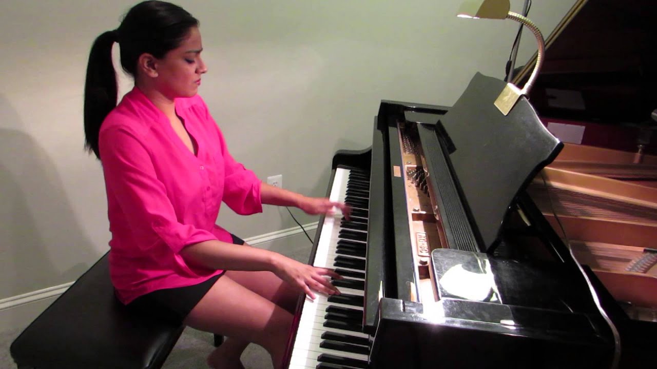 Chandelier | Sia - Piano Cover by Raashi Kulkarni