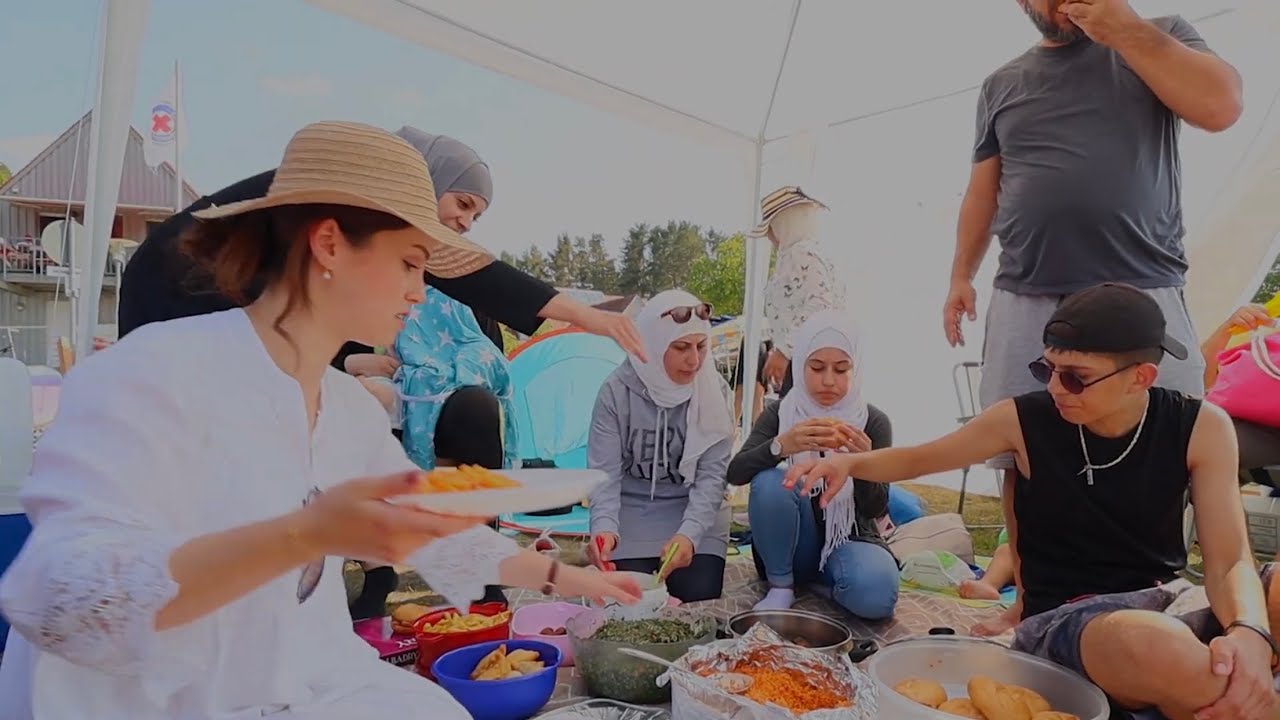 حضرت اطيب لحم بعجين  🍕  احلى سفرة 😍