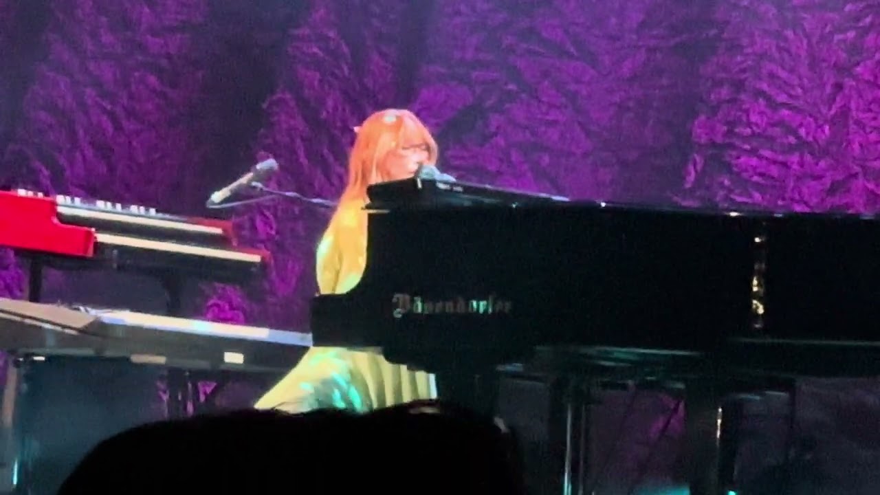 Tori Amos ‘Spring Haze with extended intro’ live in San Diego, Ca 7/23/23