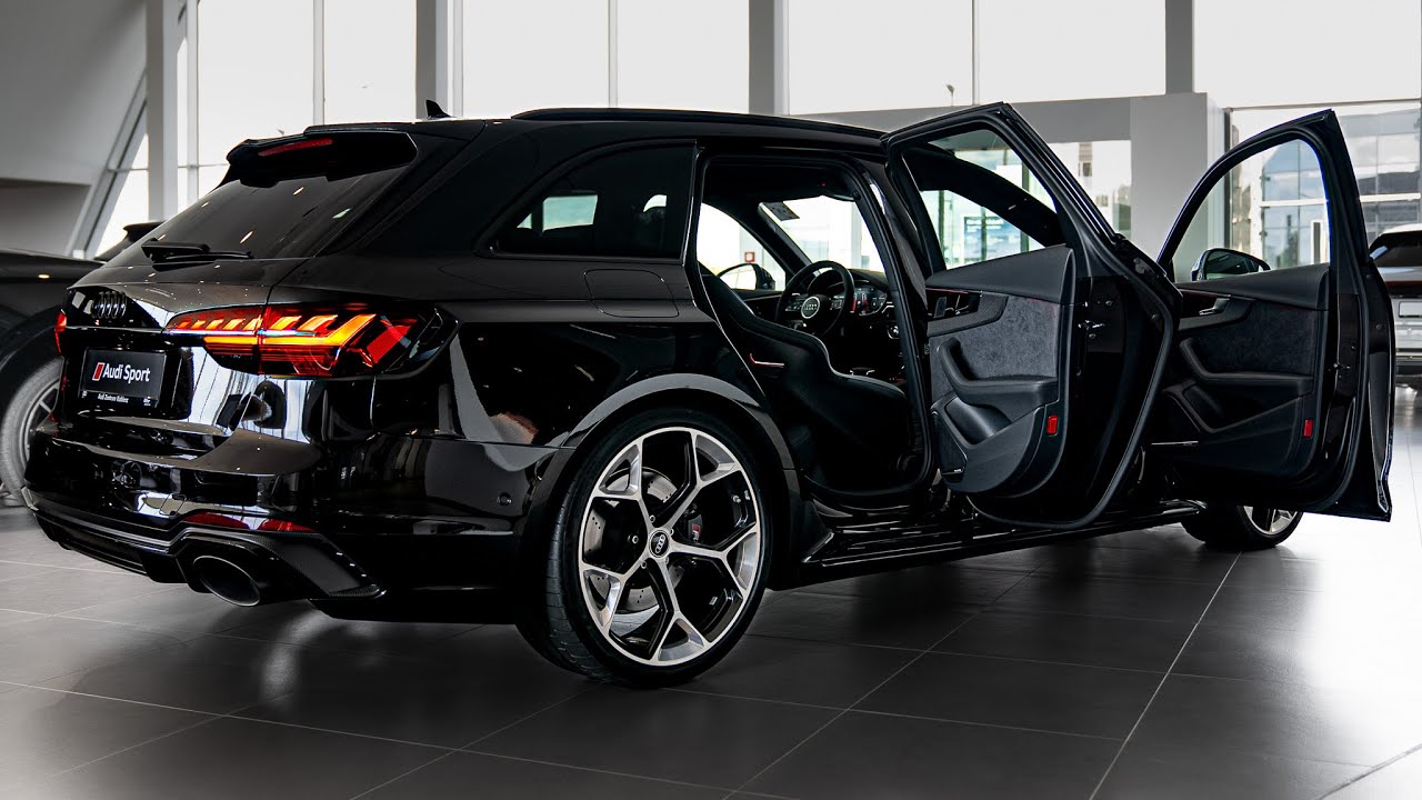 2024 Audi RS4 RS competition plus - Wild Station Wagon in Details