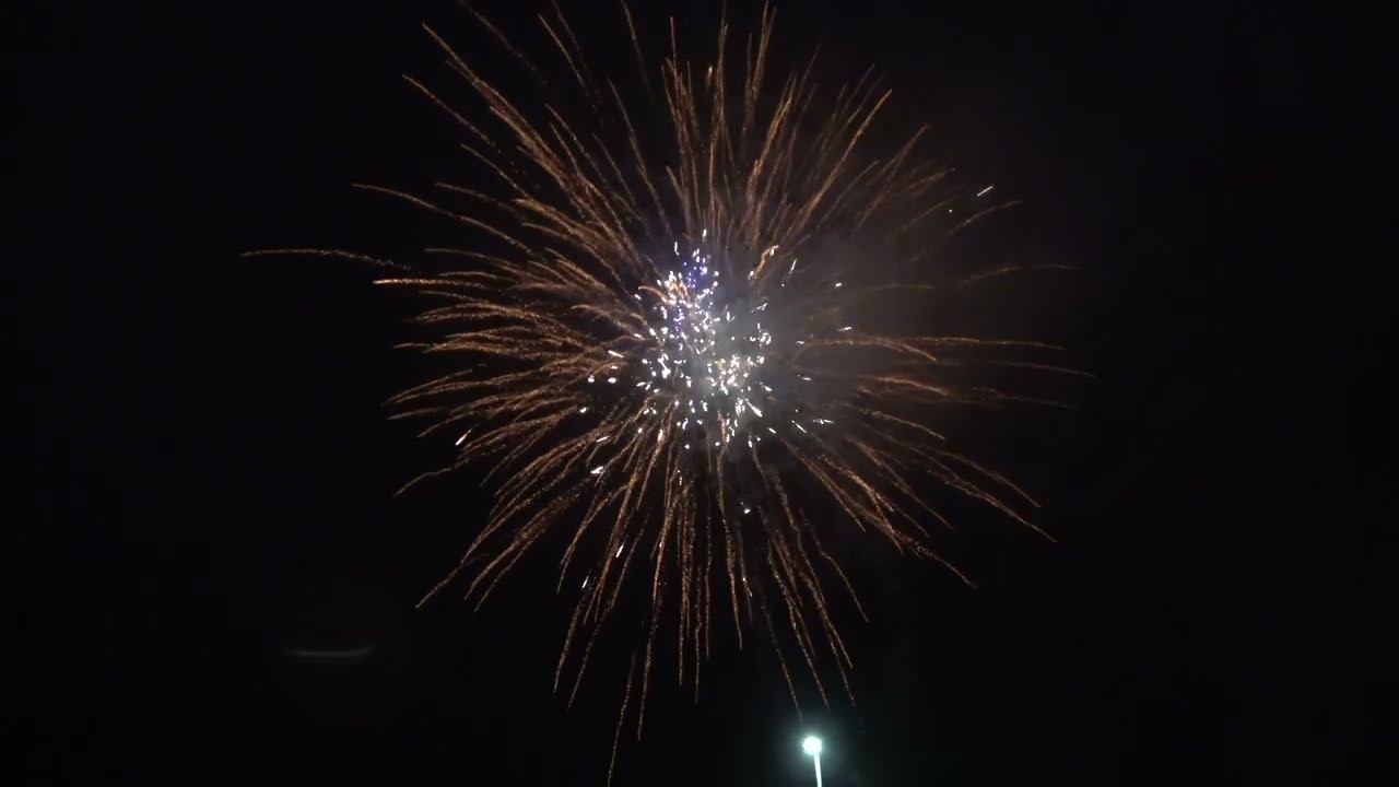 1.2'' 100sh Vibrant Voyager - SRPYRO (Vuurwerkdemo Passion4pyro 25')