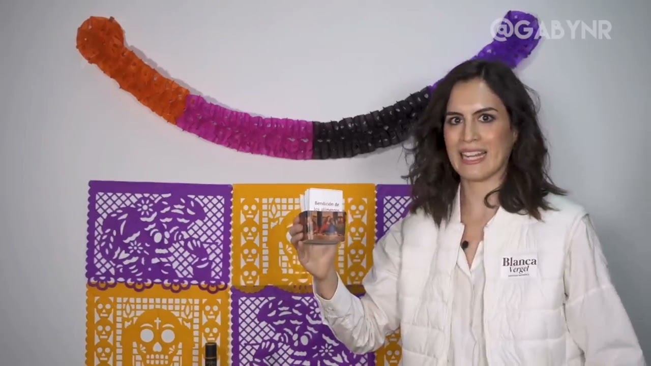 Blanca Vergel Día de Muertos 💀meme  |hwllopao