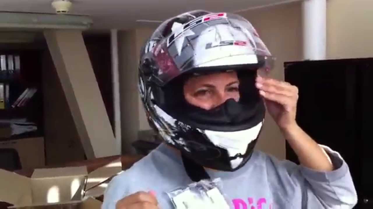 LS2 Helmet unpacking