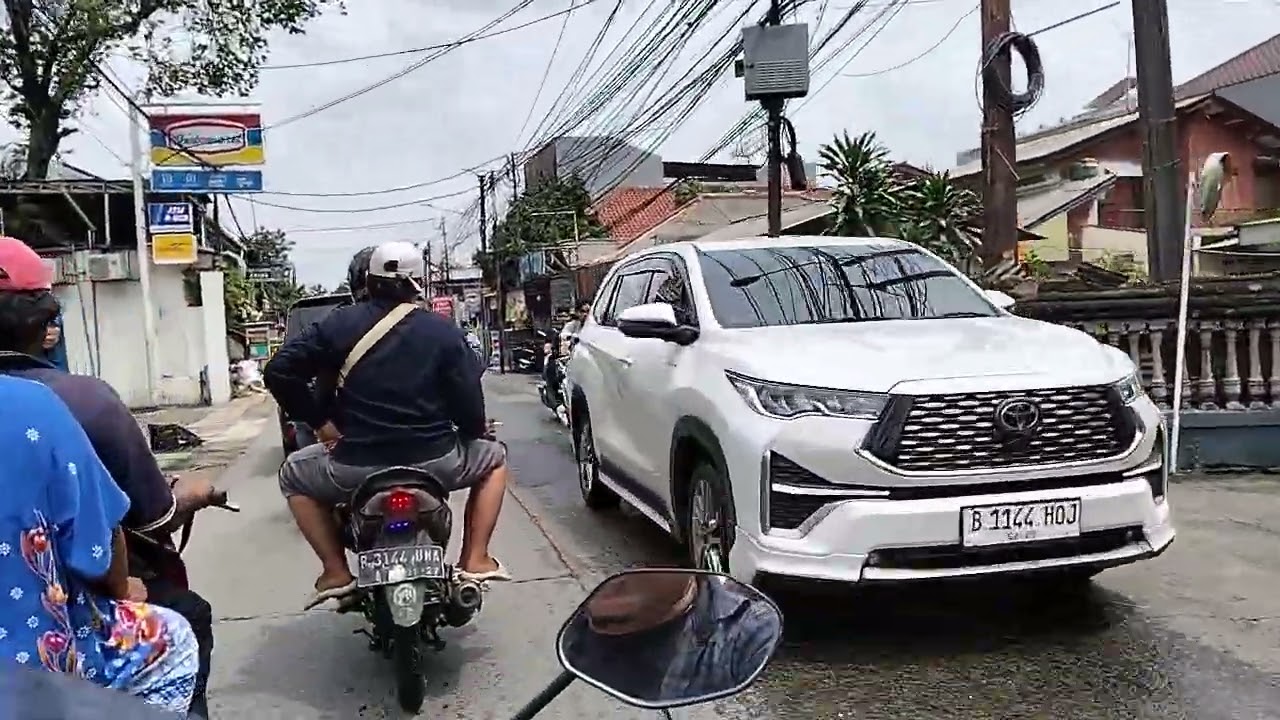 Masih di jalan # arah pasar kranji