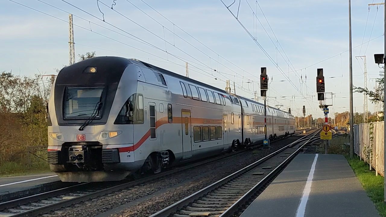 Zugverkehr im Bahnhof Doberlug-Kirchhain (November 2025)