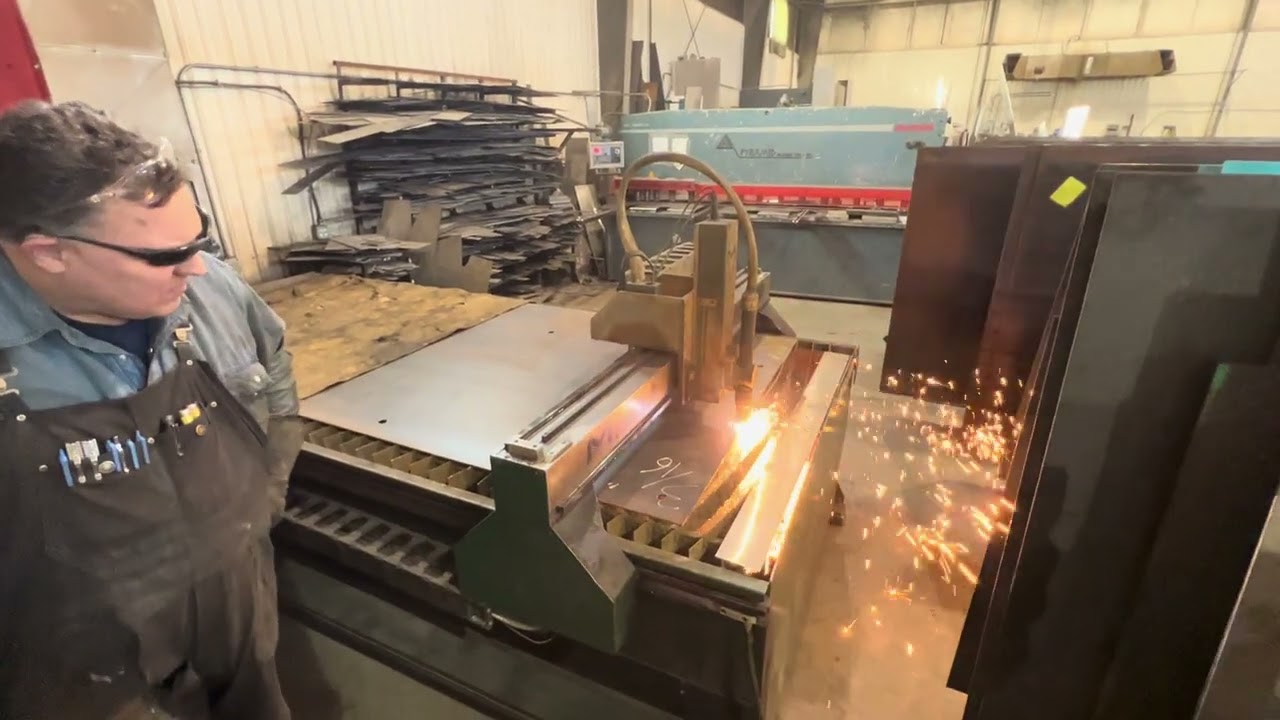 25. Machitech automation EC-300 C&C  plasma Cutting table 