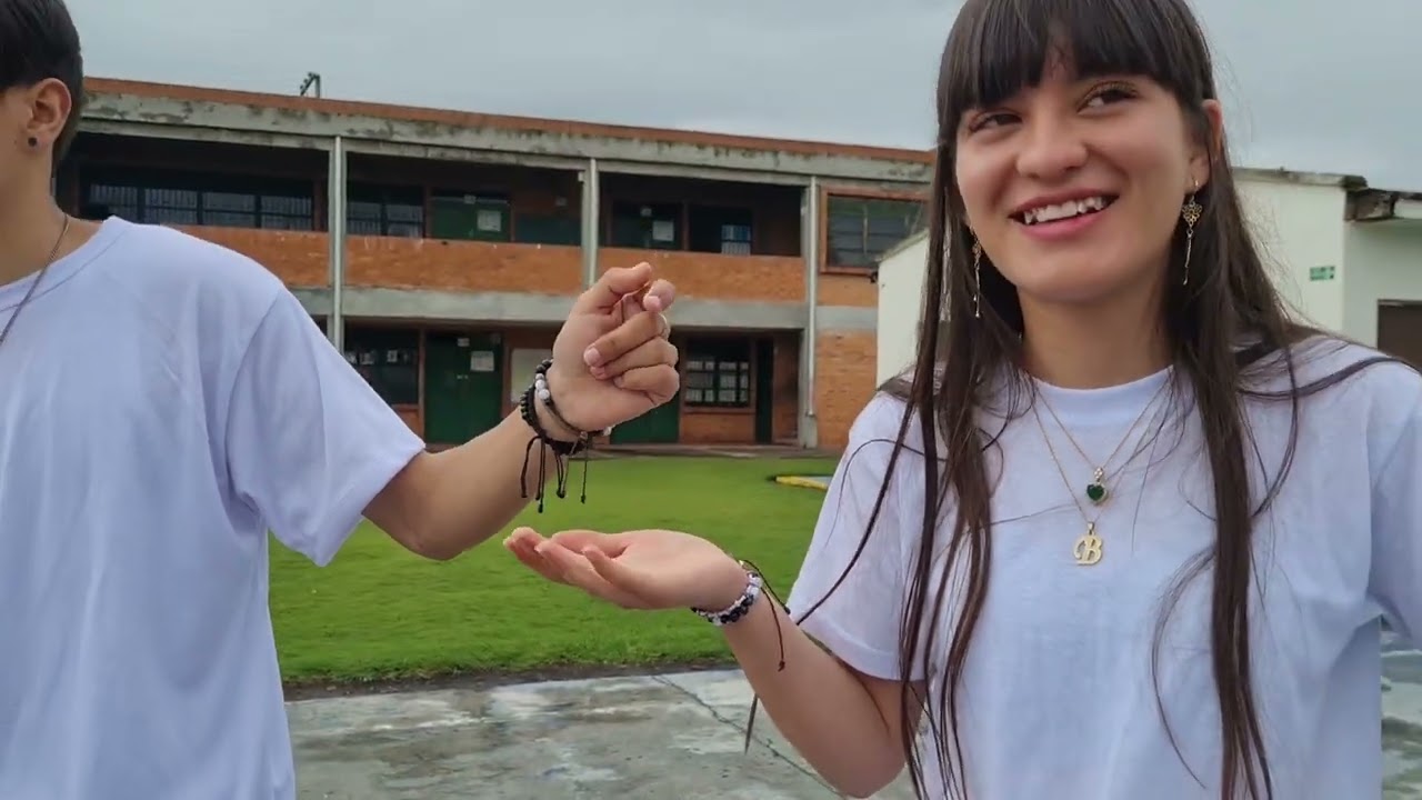 Nuestra labor humanitaria en la comunidad educativa