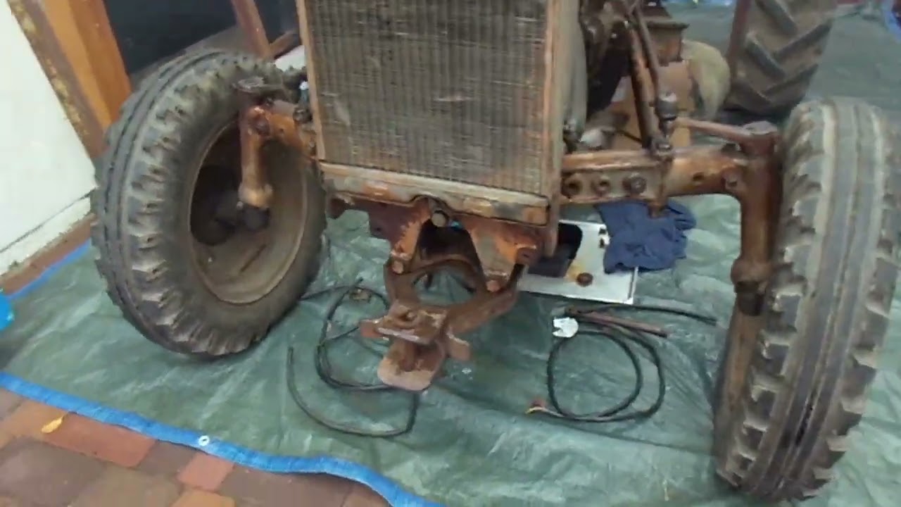 Ferguson FE 35 , Vor der Restauration was geht ab ??