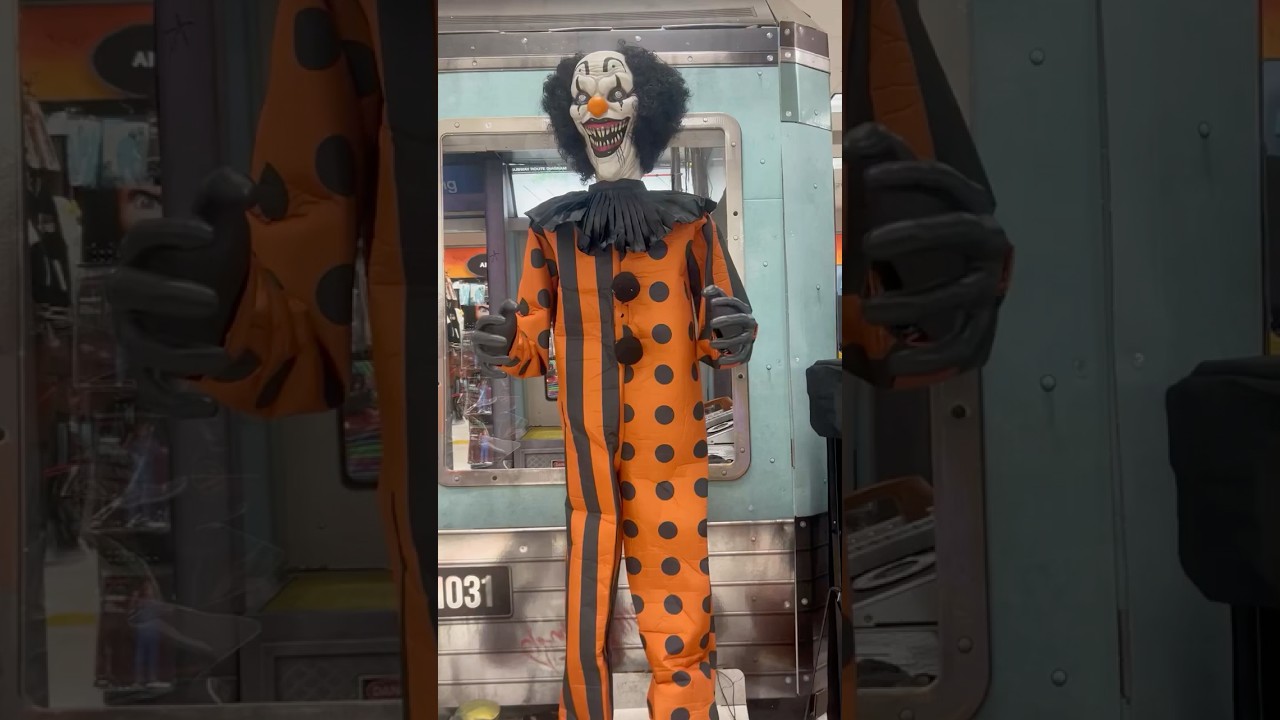 Two-Faced Teddy animatronic Spirit Halloween 2025