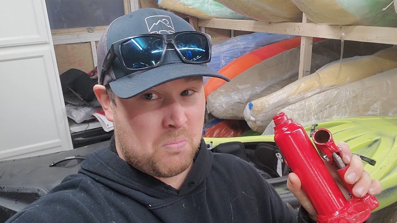 Stretching Kayaks