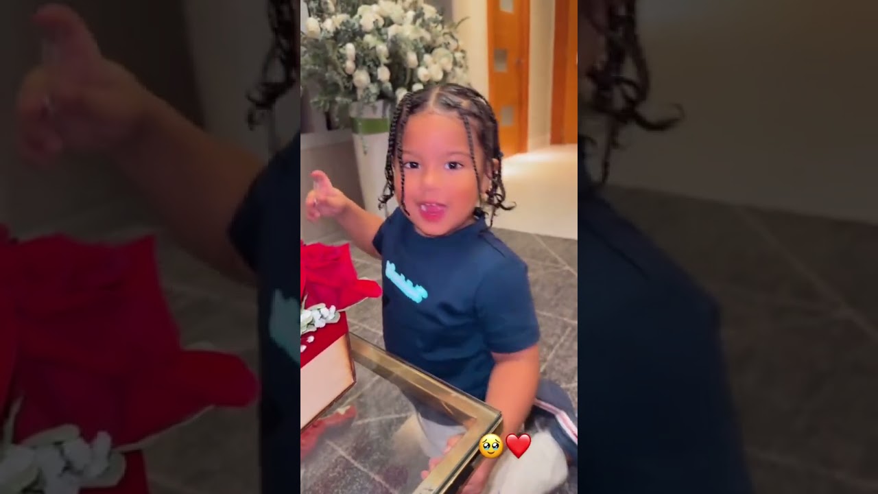 Sandra Berrocal se proclama la mejor madre #cat #humor #futbol #baile #salsaparatodos #stitch