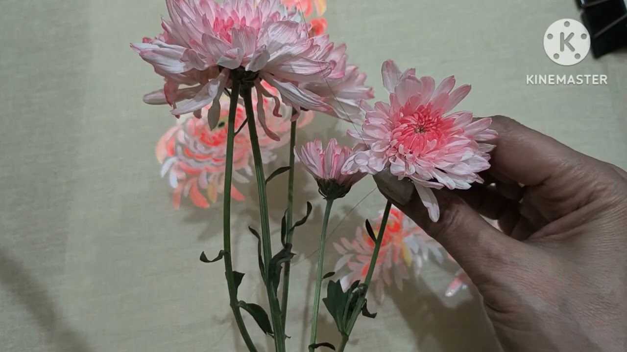 How to paint   chrysanthemum flower in an easy way || Fabric painting-154 || JLPraphulla 