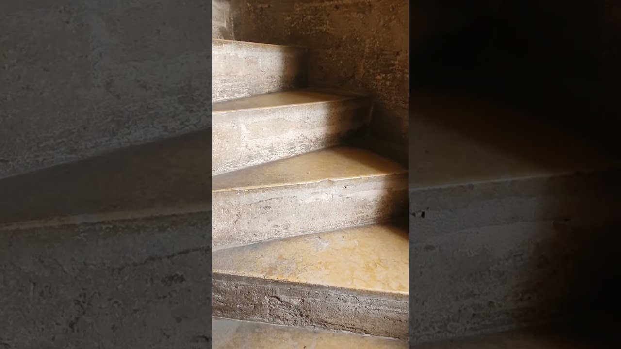 Subiendo la Torre del Miguelete en Valencia 🏰 | Escaleras Estrechas y Vistas Incre&iacute;bles