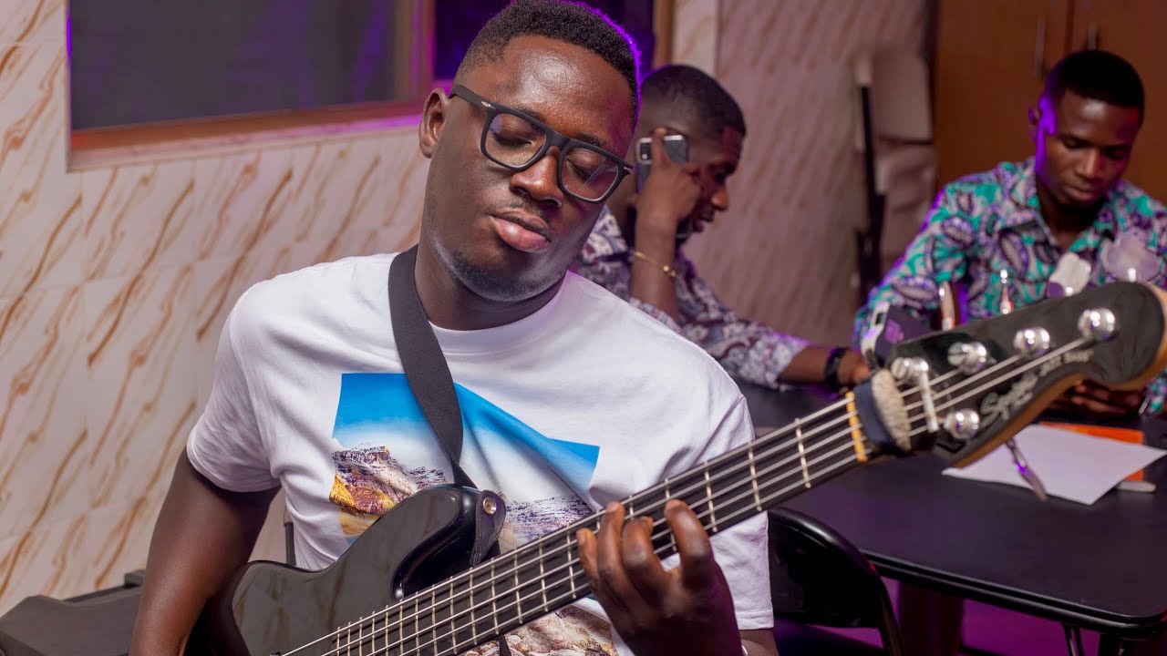 Pentecost Praise III (Bass Cover🎸) #groove #bass #bassmusic #ghana