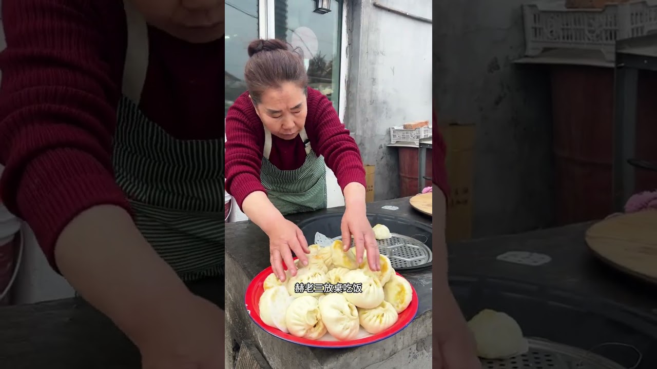 火鸡面新吃法 不扫兴的老婆婆给我做的火鸡面包子太好吃啦！#新农人计划2025#记录我的农村生活 #乡村美食 #乡村生活