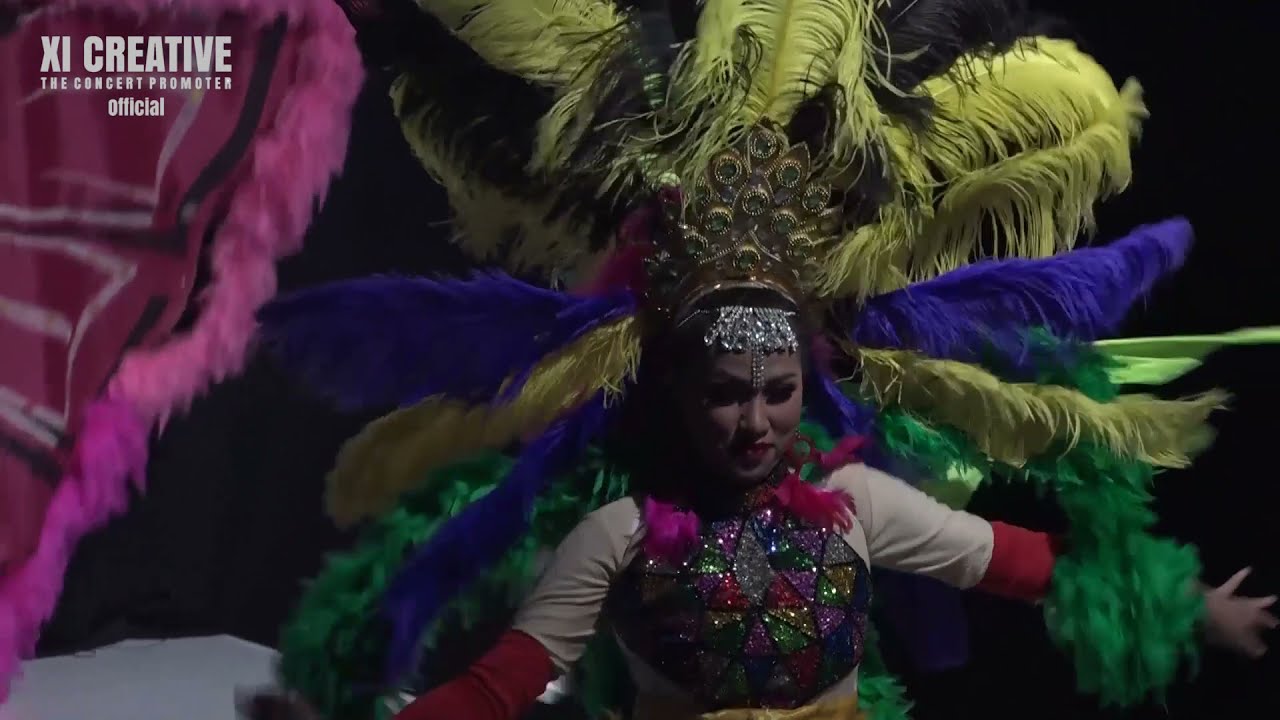 CANDRA DARUSMAN  ' THE PIANO MAN ' Feat. Chaseiro - Rio de Janiero