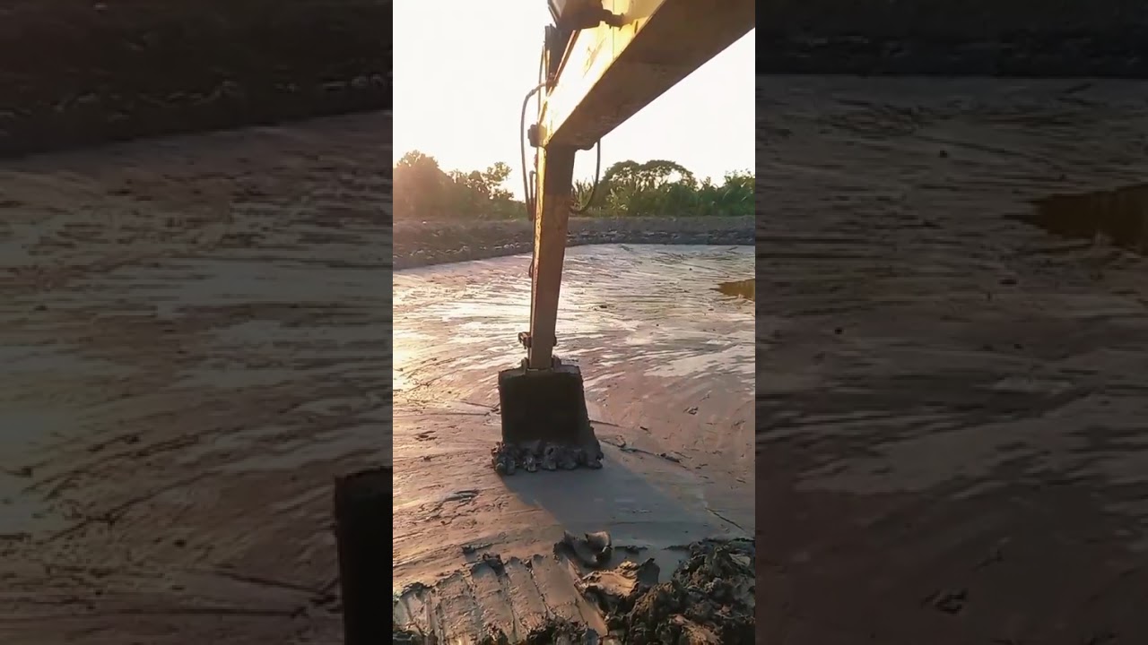 Máy xúc gạt đáy ao đăng ký kênh không bỏ lỡ video tiếp theo