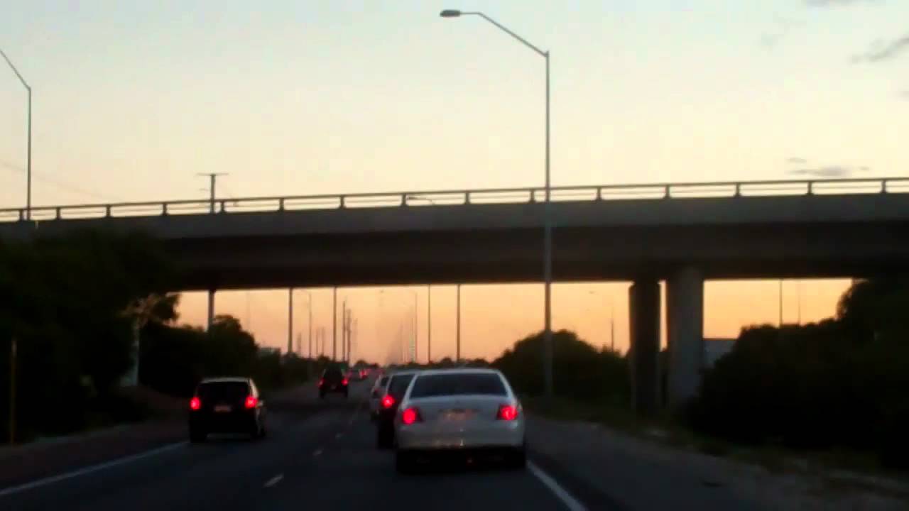 Holden Commodore driven dangerously on Roe Highway - (Reg 1BAY 500)