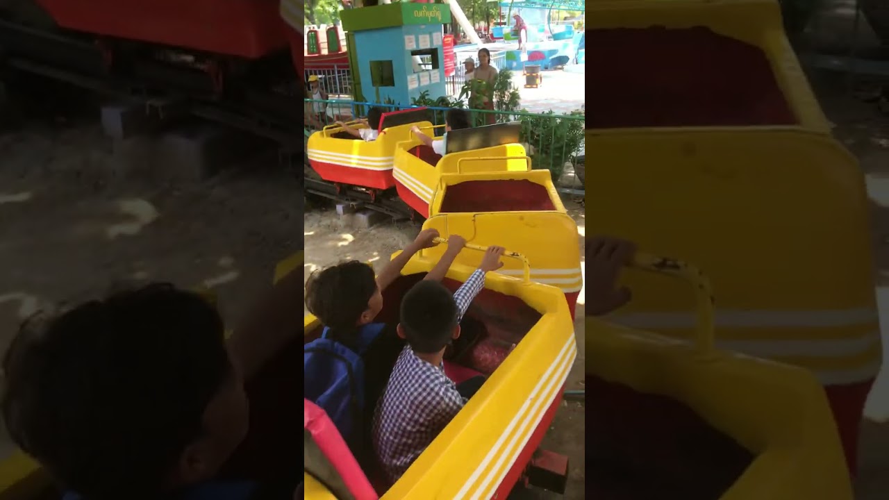 I wend to the city park Mandalay 🤭