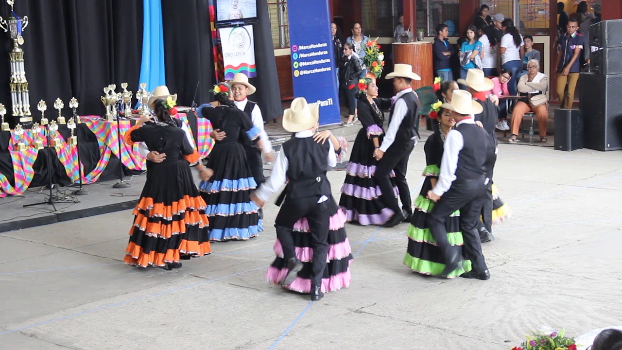 Instituto Polivalente "Faro de Celaque" - La Rana