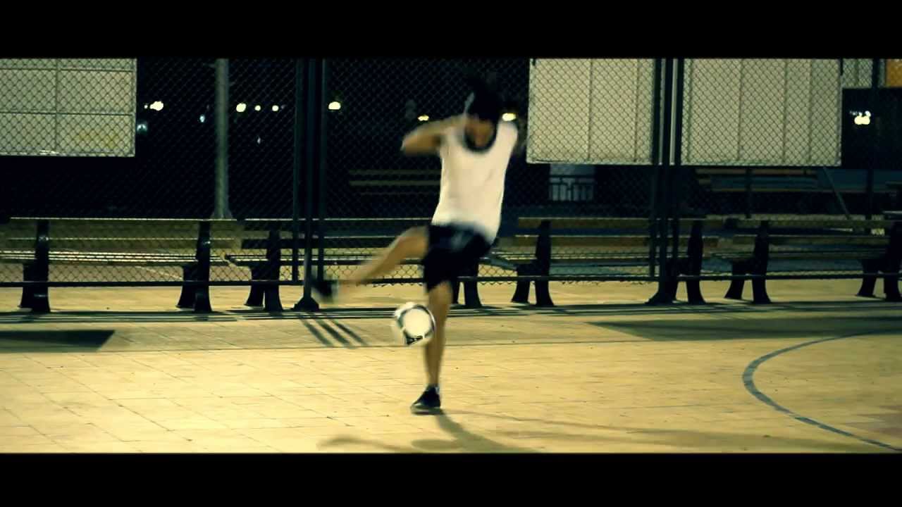Freestyle Chillin' - Legend, Bilal.B, Yorok (Football Freestyle)