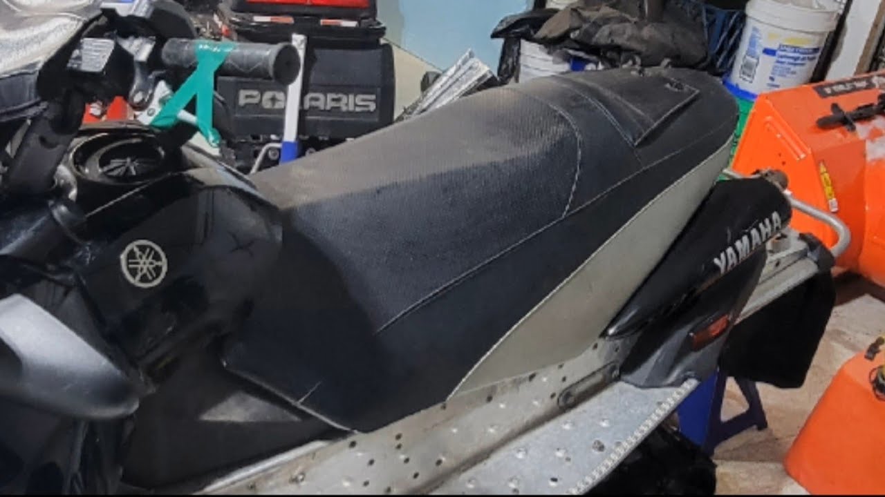 Yamaha rx1 seat swap to apex seat...apex seat upgrade part 1