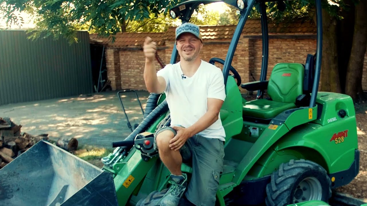 Avant 528 zase v akci - mlaty a čištění zahrady