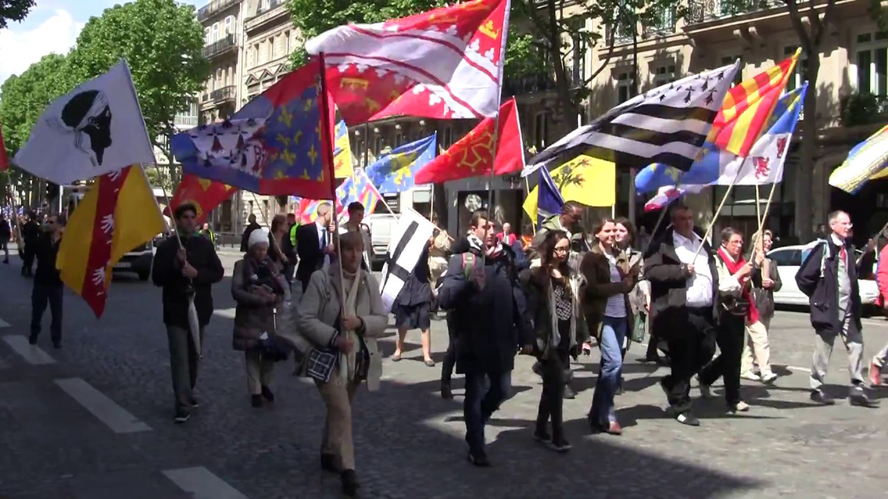Catholique et Français toujours - Chant en hommage à Sainte Jeanne d'Arc.