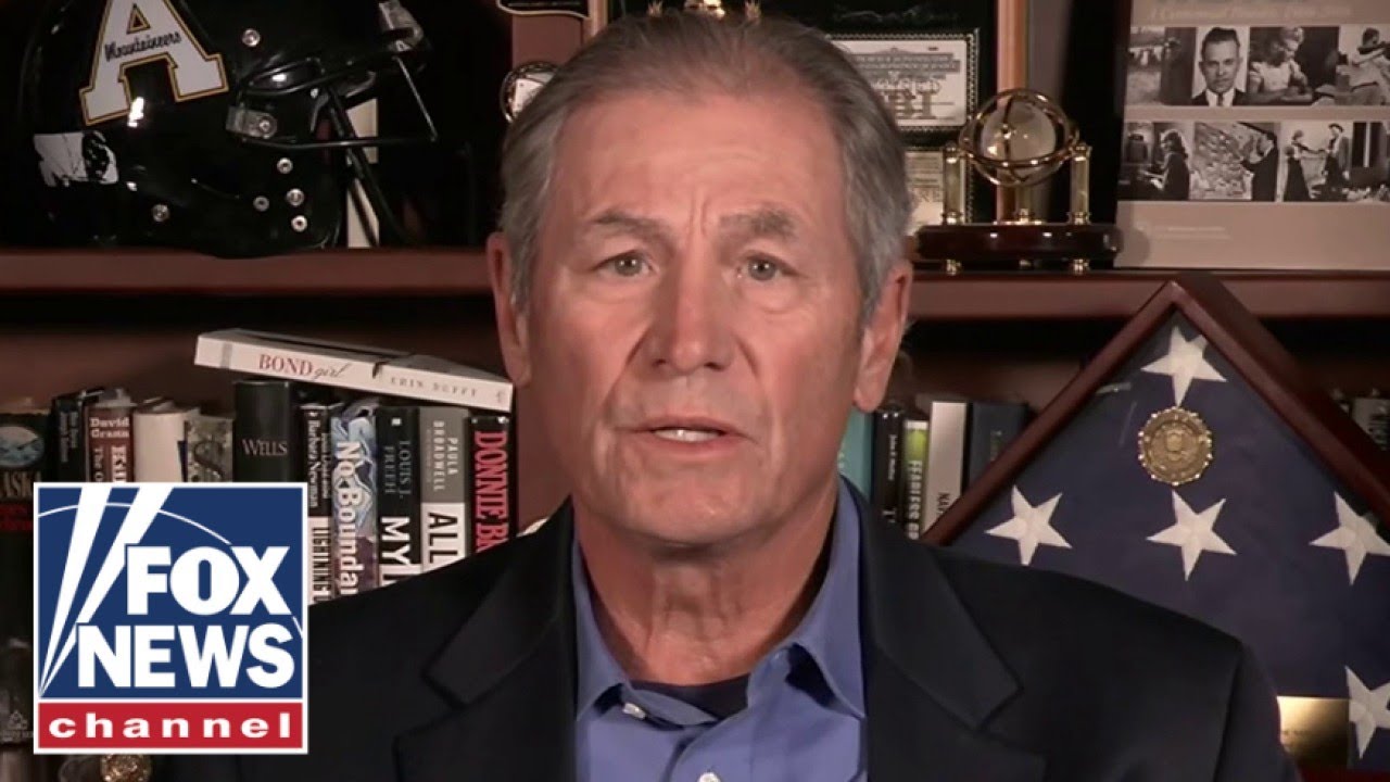 Former FBI assistant director: &lsquo;Trend&rsquo; emerging of young people turning to political violence