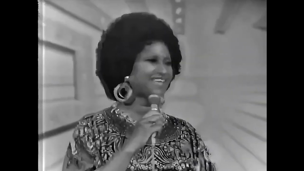 Dile que por mí no tema - La Sonora Matancera, con Celia Cruz. Premier de la canción en T.V.