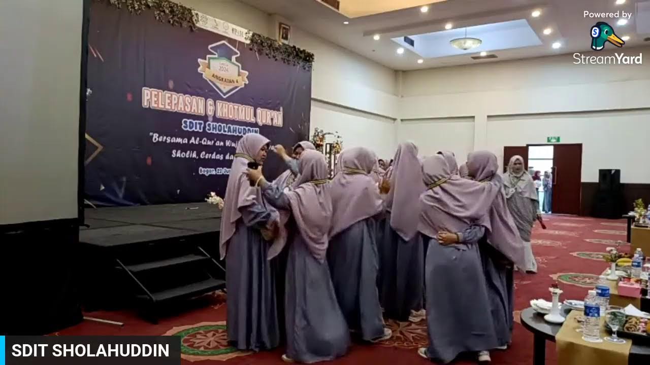 PELEPASAN DAN KHOTMUL QUR'AN SDIT SHOLAHUDDIN ANGKATAN KE-4
