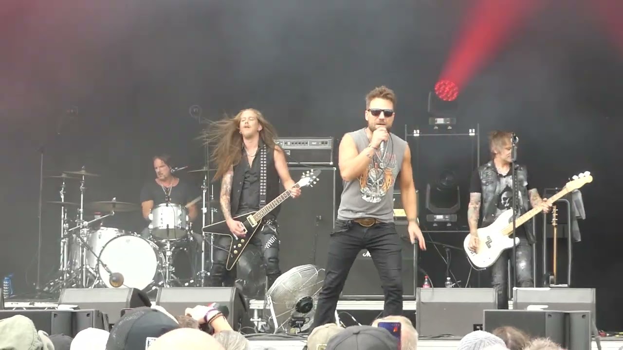 1st Time For Everything / Every Wild Heart ' Live ' THE NEW ROSES Stonedead 23rd August 2025.
