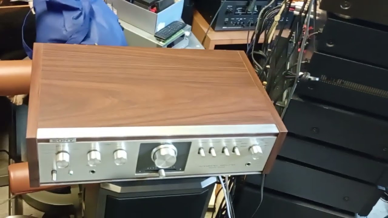 Sony TA-1010 Stereo Integrated Amplifier (1971-72) Japan 