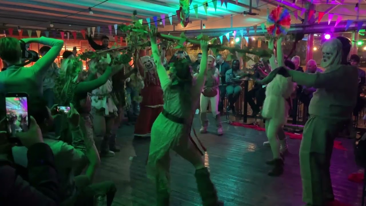 Ancient Greek 🇬🇷 Gods Dance 💃 🕺 How Greeks Gets Ready for the Carnival