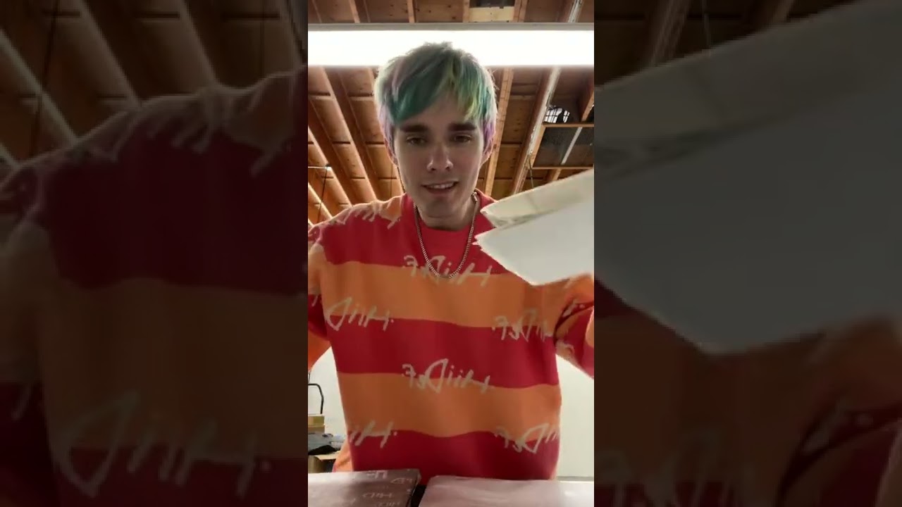 Awsten on hiidef3000 (hii def ind) Insta Live — March 3, 2022 STREAM 3