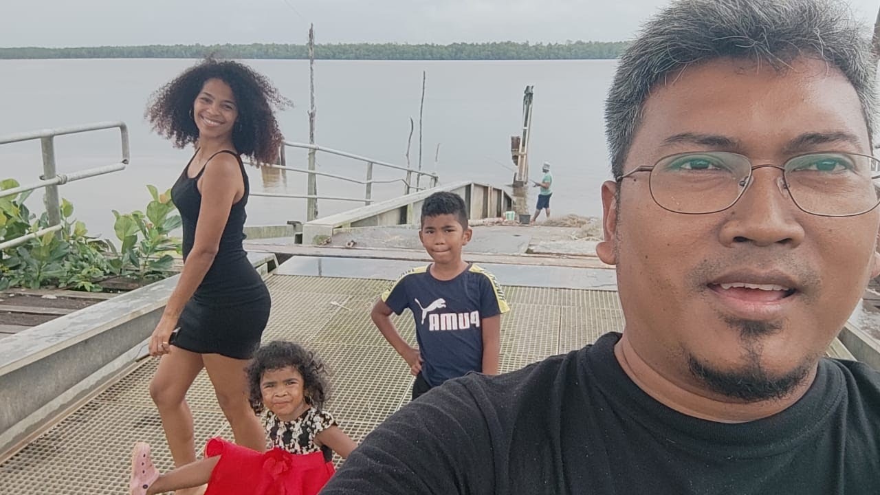 PAPIE GOING BACK TO HIS HOMETOWN/ SEEING HIS MOM AFTER 2 YEARS NICKERIE