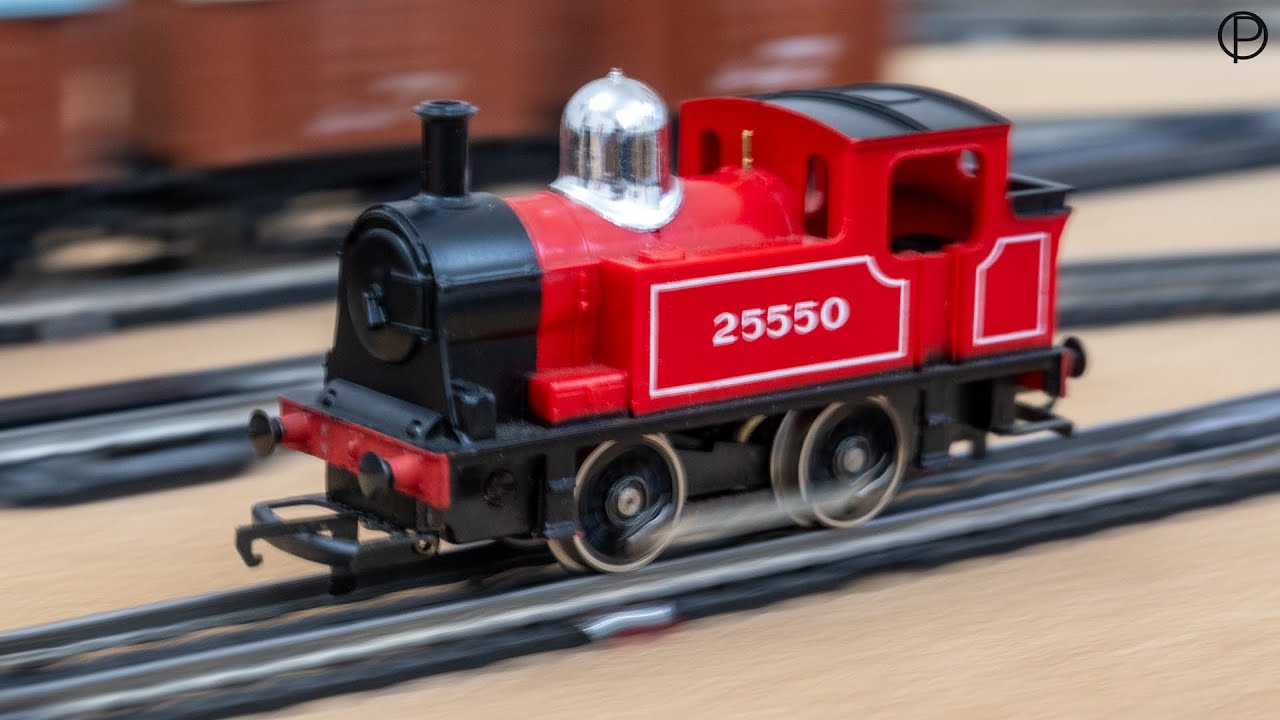 Hornby Railways R.455 Red Industrial Locomotive