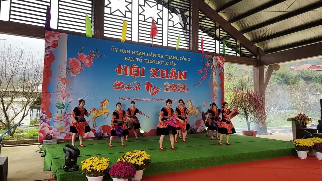 Múa: Sáo mèo Tây Bắc - Xóm Quang Thượng - @DuyKhoi.sound-light