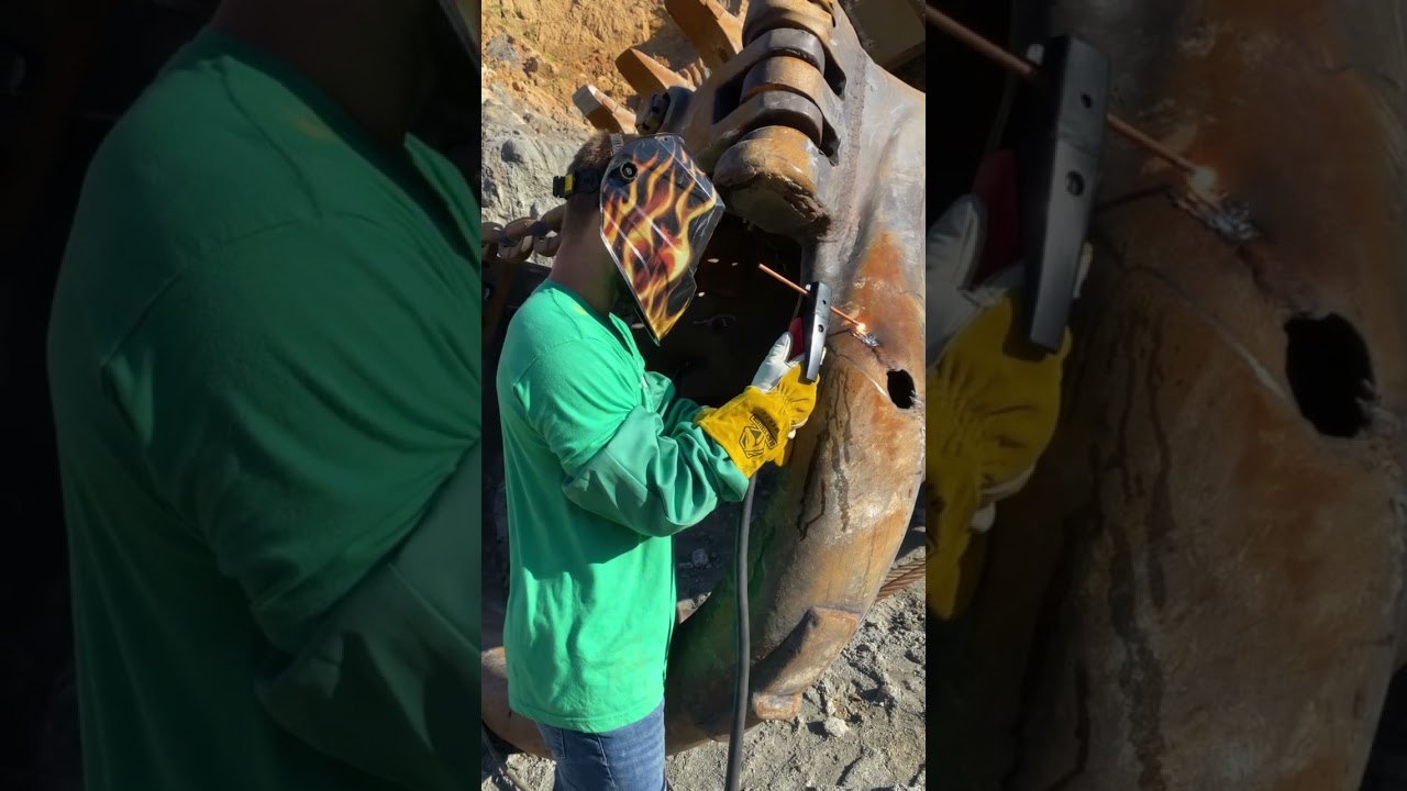 Air gouging dragline bucket