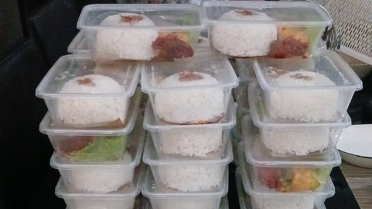 ALHAMDULILLAH ...KE PASAR LAGI KARENA JUALAN RENDANG PERDANA MENERIMA ORDER 30 KOTAK 